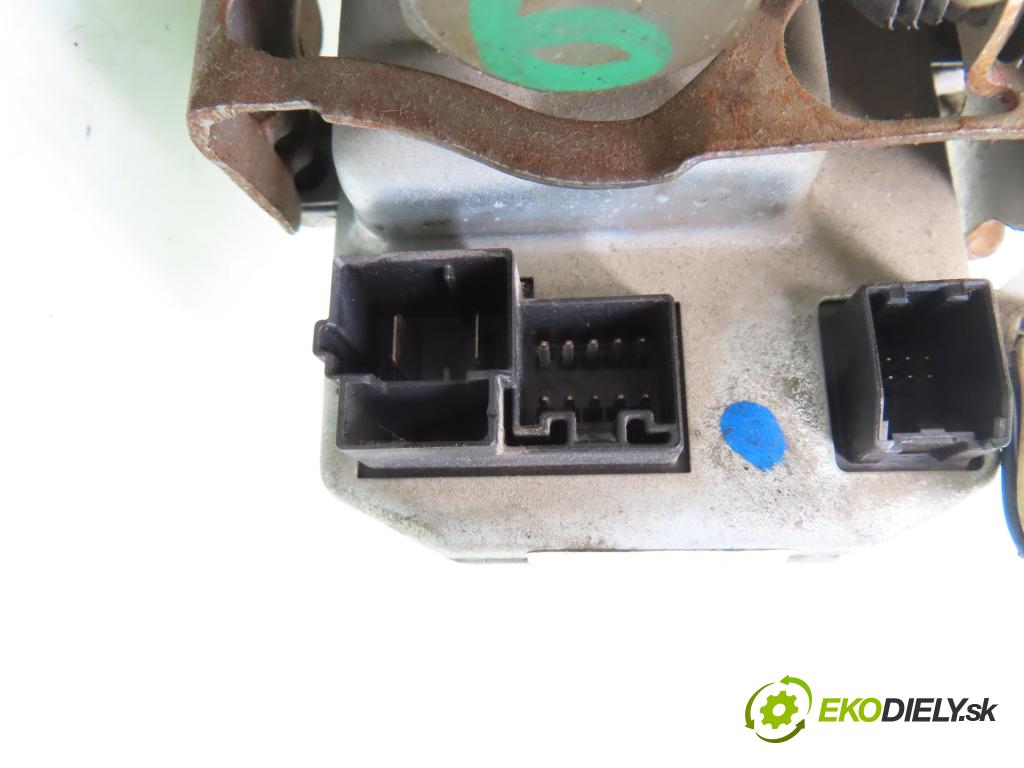 FIAT PANDA (169_) HB 2008 44,00 1.2 60 - 188 A4.000 1242,00 SLOUPEC / PODPORA elektrický 2609658017A ; 51746818