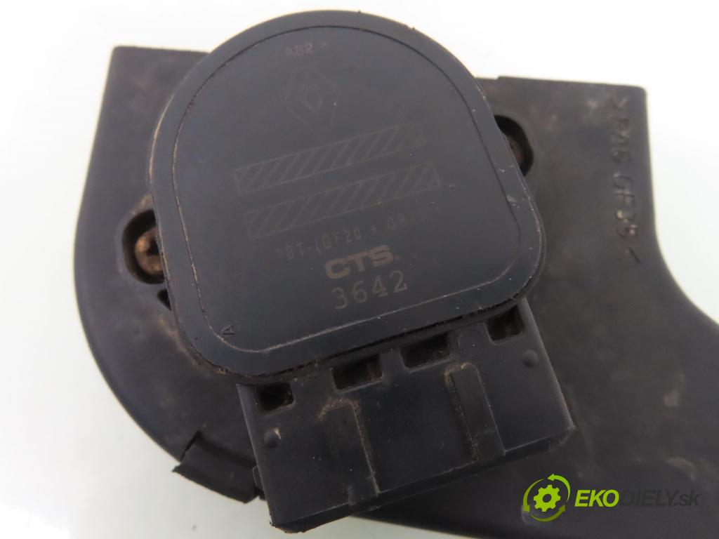 RENAULT SCENIC I (JA0/1_) MINIVAN 2001 75,00 1.9 dCi 102 - F9Q 732 1870,00 Potenciometer plynu 7700431919 ; CTS3642 (Potenciometer plynového pedálu)