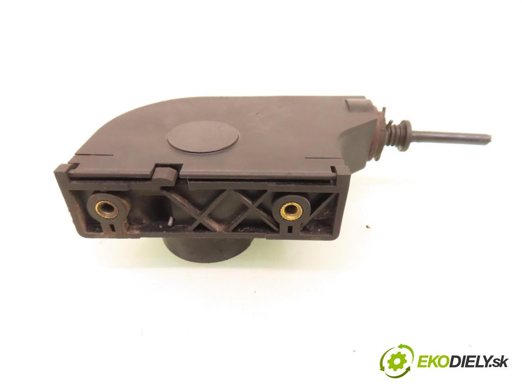 RENAULT SCENIC I (JA0/1_) MINIVAN 2001 75,00 1.9 dCi 102 - F9Q 732 1870,00 Potenciometer plynu 7700431919 ; CTS3642 (Potenciometer plynového pedálu)