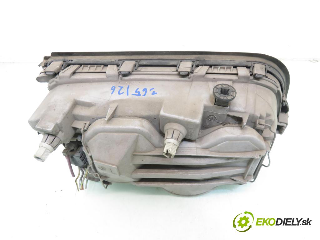 MERCEDES-BENZ KLASA C (W202) SEDAN 1993 55,00 C 200 D (202.120) - OM 601.913 1997,00 Svetlo LP