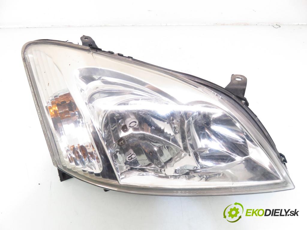 TOYOTA COROLLA (_E12_) HB 2002 66,00 2.0 D-4D 1995,00 Svetlo PP