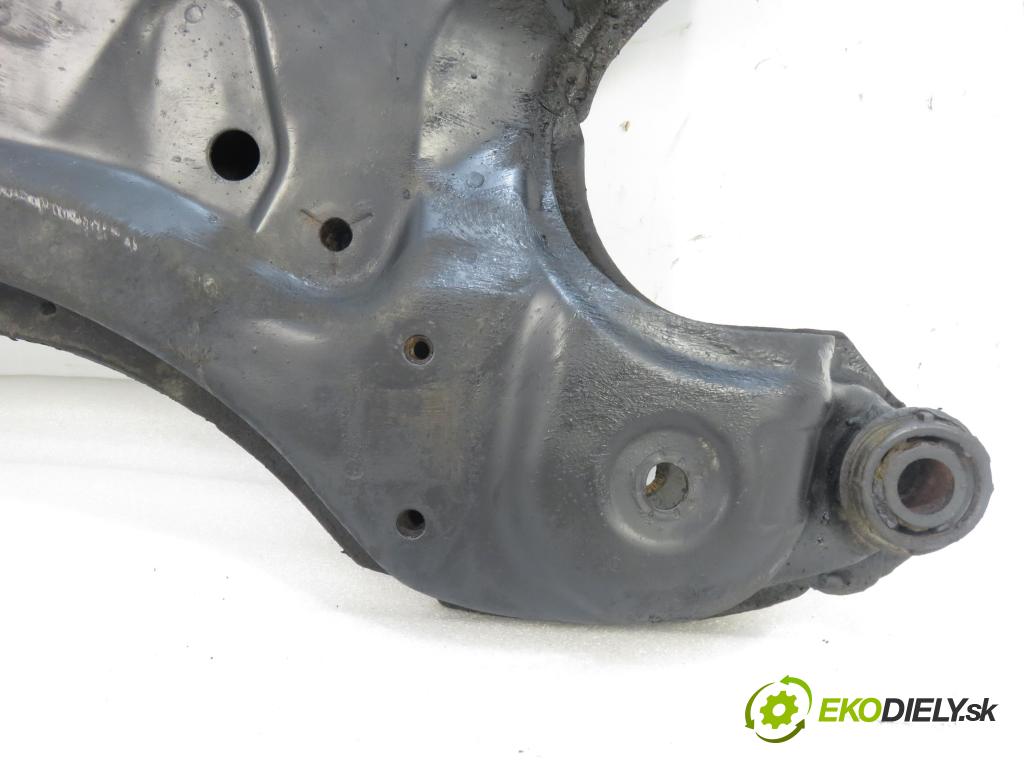 TOYOTA AVENSIS VERSO (_M2_) MINIVAN 2004 0,00 2.0 (ACM20_) - 1AZ-FE 1998,00 predný
