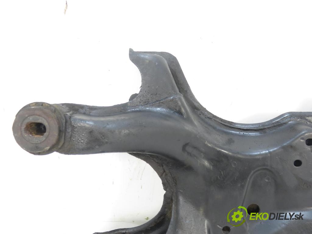 TOYOTA AVENSIS VERSO (_M2_) MINIVAN 2004 0,00 2.0 (ACM20_) - 1AZ-FE 1998,00 predný