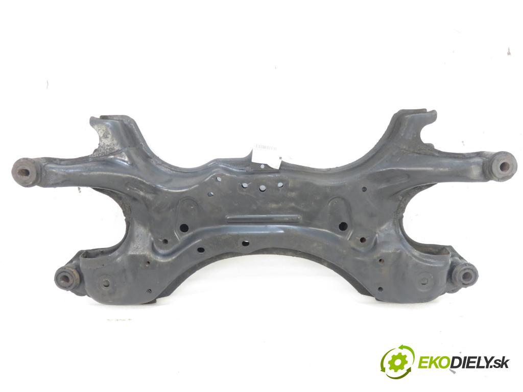 TOYOTA AVENSIS VERSO (_M2_) MINIVAN 2004 0,00 2.0 (ACM20_) - 1AZ-FE 1998,00 predný