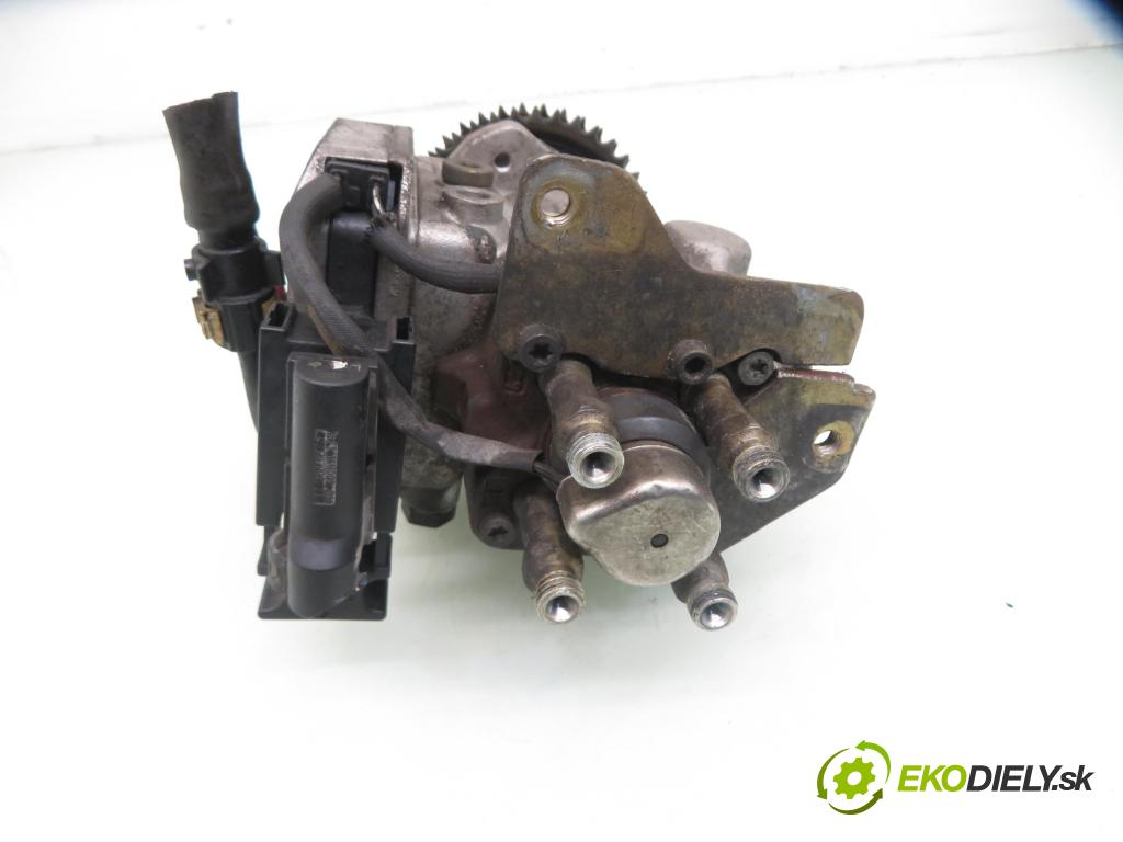 FORD FOCUS (DAW, DBW) HB 1999 66,00 1.8 TDDi 90 - C9DA 1753,00 Pumpa vstrekovacia 0470004002 ; XS4Q9A543NG (Vstrekovacie čerpadlo)