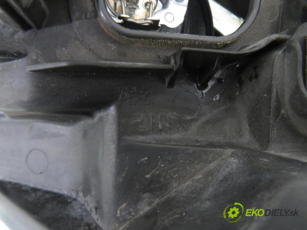 OPEL TIGRA TwinTop (X04) CABRIO 2005 66,00 1.4 - Z 14 XEP 1364,00 Svetlo LP 93162203