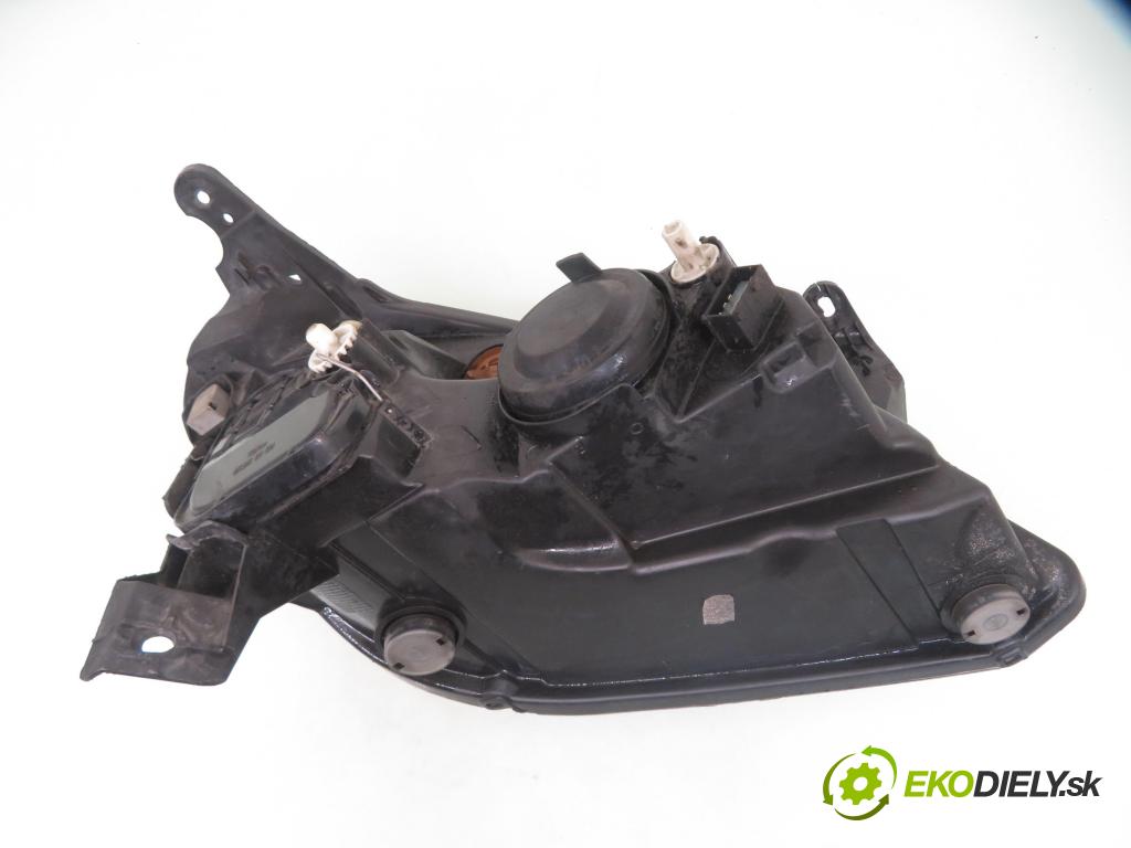 OPEL TIGRA TwinTop (X04) CABRIO 2005 66,00 1.4 - Z 14 XEP 1364,00 Svetlo LP 93162203