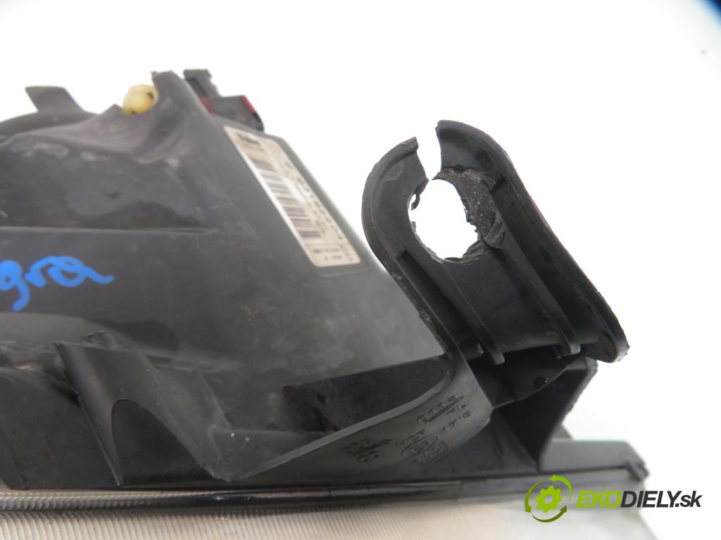OPEL TIGRA TwinTop (X04) CABRIO 2005 66,00 1.4 - Z 14 XEP 1364,00 Svetlo PP 93162204