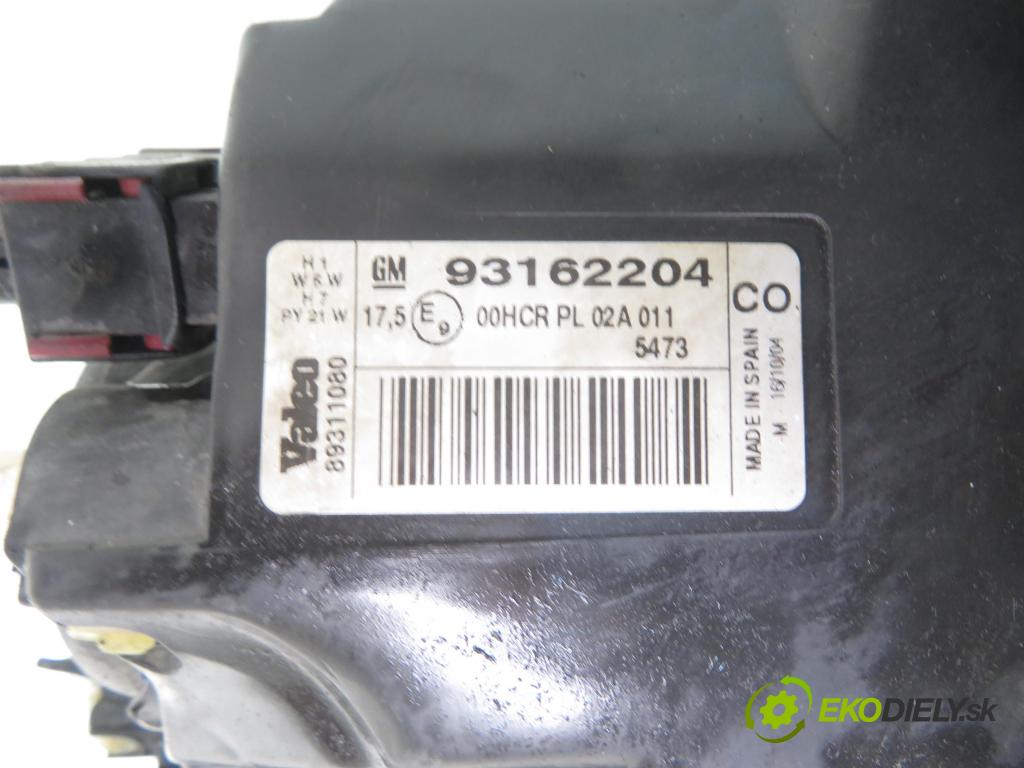 OPEL TIGRA TwinTop (X04) CABRIO 2005 66,00 1.4 - Z 14 XEP 1364,00 Svetlo PP 93162204