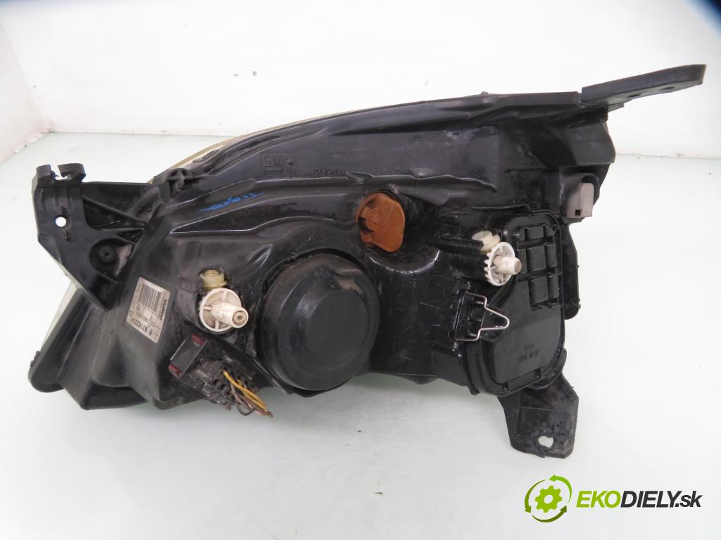 OPEL TIGRA TwinTop (X04) CABRIO 2005 66,00 1.4 - Z 14 XEP 1364,00 Svetlo PP 93162204