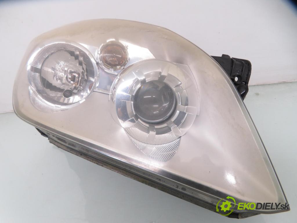 OPEL TIGRA TwinTop (X04) CABRIO 2005 66,00 1.4 - Z 14 XEP 1364,00 Svetlo PP 93162204