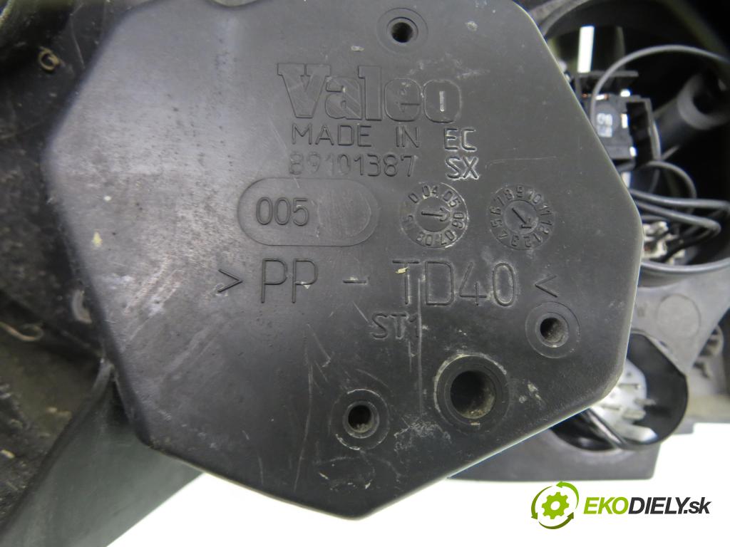 FIAT GRANDE PUNTO (199_) HB 2006 55,00 1.3 D Multijet 75 - 199 A2.000 1248,00 Svetlo LP 89101387