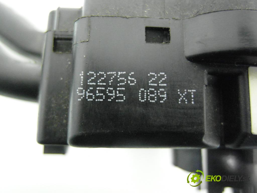 CITROEN XSARA PICASSO (N68) MINIVAN 2007 80,00 1.6 HDi - 9HZ (DV6TED4) 1560,00 páčka/prepínač 96595089XT ; 12275622 ; COM2000