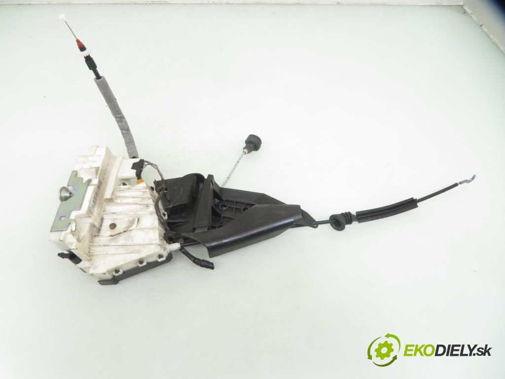 MERCEDES-BENZ KLASA B Sports Tourer (W245) HB 2005 85,00 B 180 (245.232) - M 266.940 1699,00 zámok PTE A1699992999