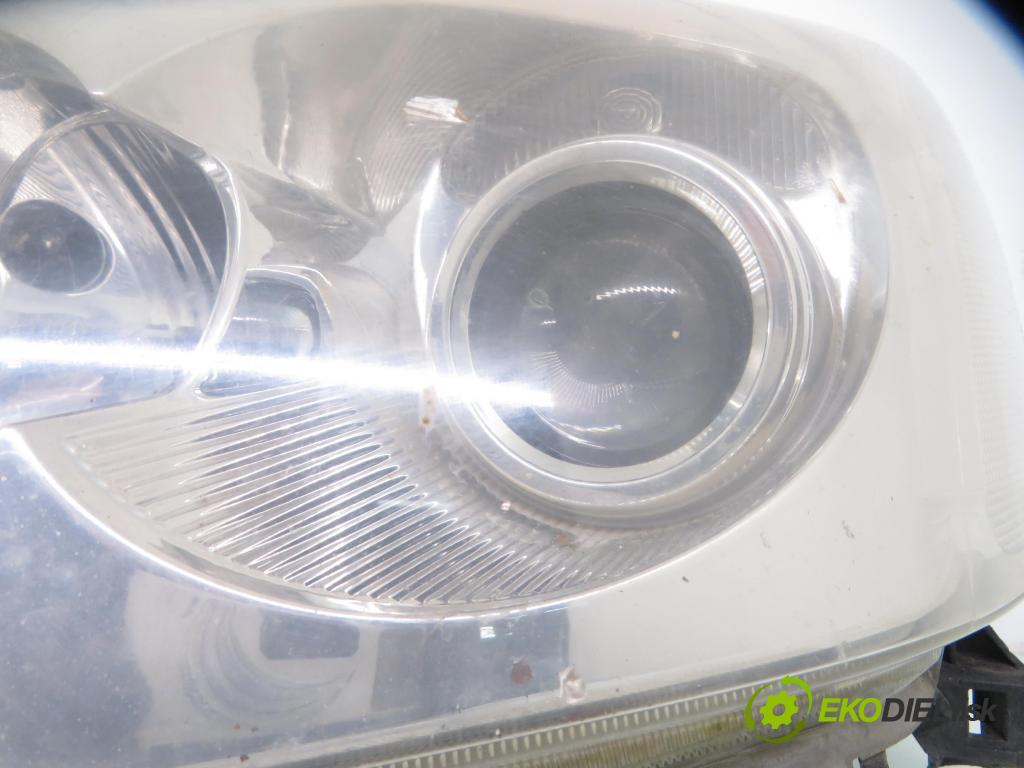 TOYOTA AVENSIS Kombi (_T25_) KOMBI 2005 120,00 2.4 (AZT251_) - 2AZ-FSE 2362,00 Svetlo LP