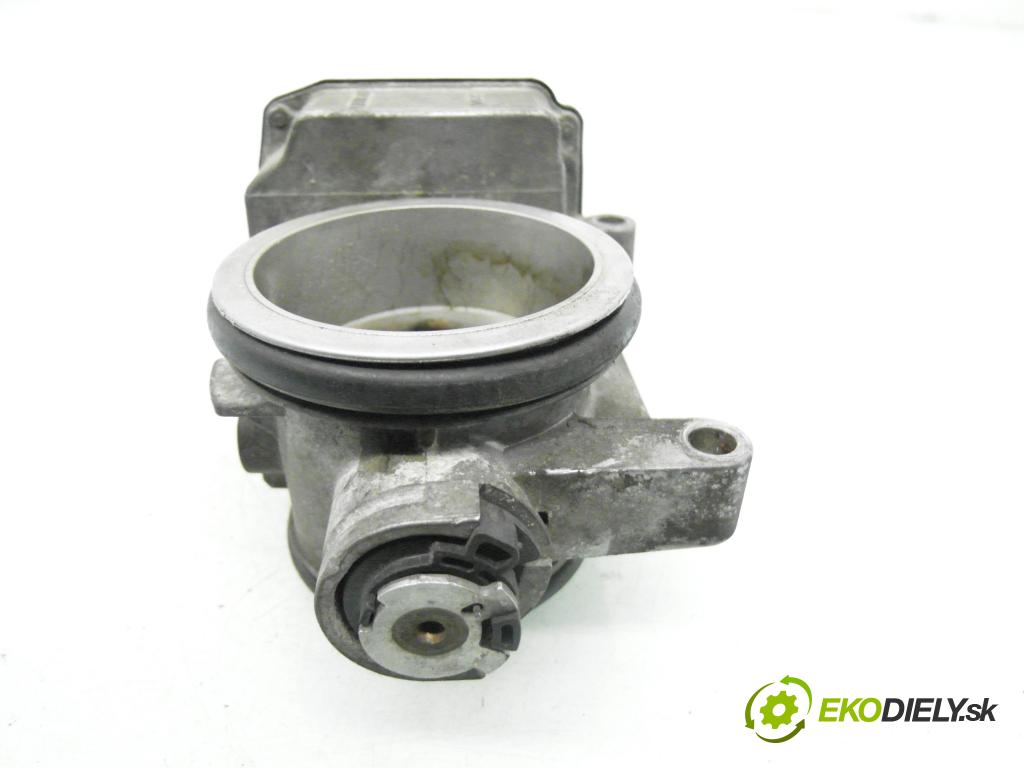RENAULT MEGANE II (BM0/1_, CM0/1_) HB 2004 72,00 1.4 16V (BM0B, CM0B) - K4J 730 1390,00 Škrtiaca klapka 408239822001 ; 8200063652 ; 8200123061 (Škrtiaca klapka)