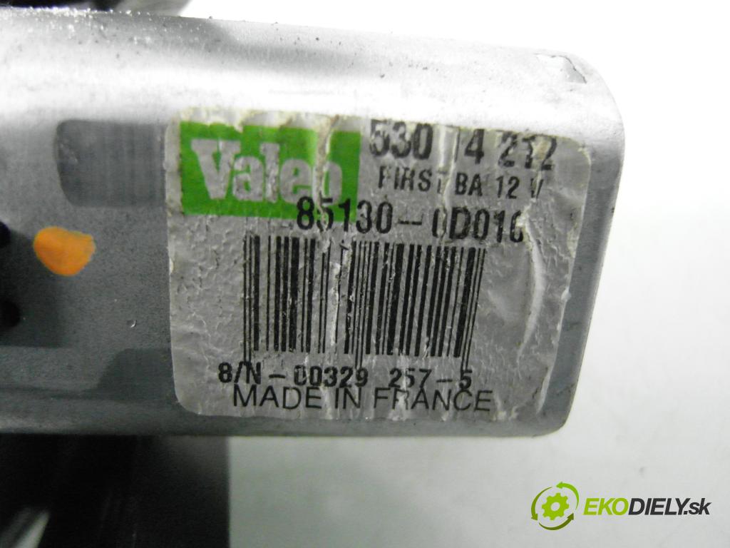 TOYOTA YARIS (_P1_) HB 2005 64,00 1.3 VVTi 87 - 2SZ-FE 1298,00 Motorček stierače zadné 53014212 ; 851300D010