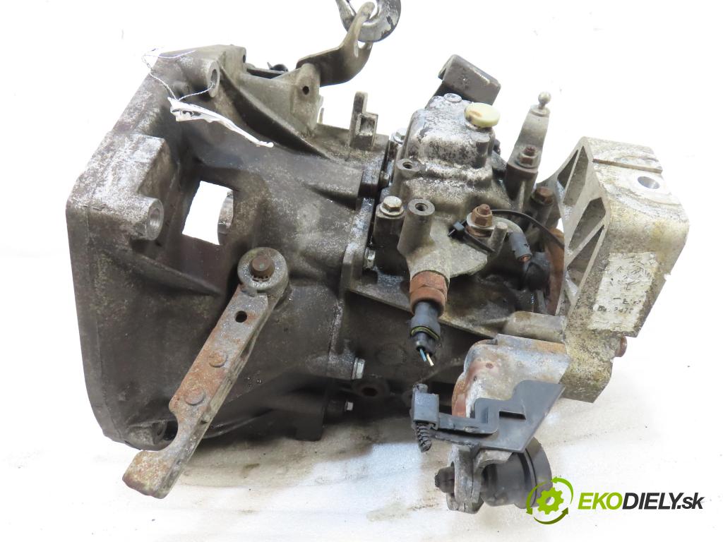 FIAT PANDA (169_) HB 2004 40,00 1.1 54 - 187 A1.000 1108,00 převodovka MANUALNA 55181588