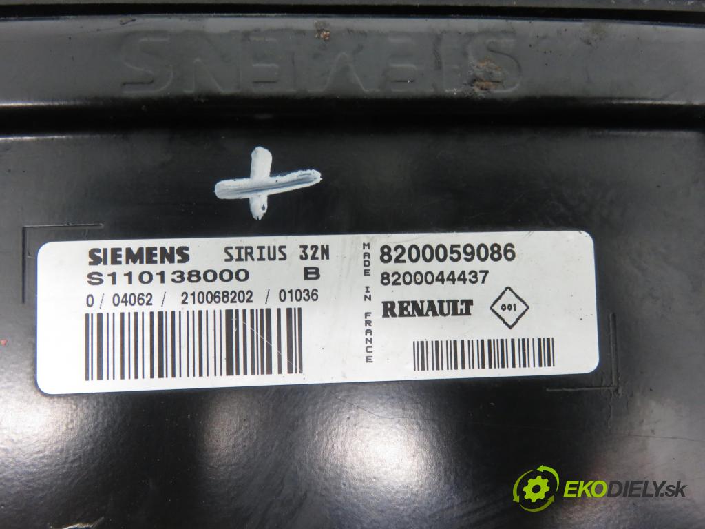 RENAULT CLIO II (BB_, CB_) HB 2002 72,00 1.4 16V (B/CB0P) - K4J 710 1390,00 řídící jednotka motora 8200059086 ; S110138000 ; 8200044437