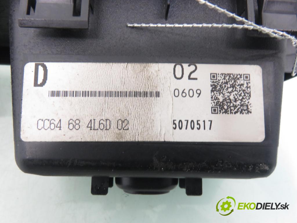 MAZDA 5 (CR19) MINIVAN 2005 85,00 1.8 1798,00 Panel ovládaní oken CC64684L6 ; CC64684L6D02 ; CC2966350A