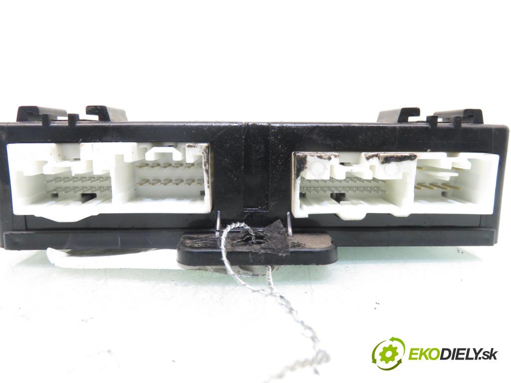 MAZDA 5 (CR19) MINIVAN 2005 85,00 1.8 1798,00 MODUL BCM CD3467560B