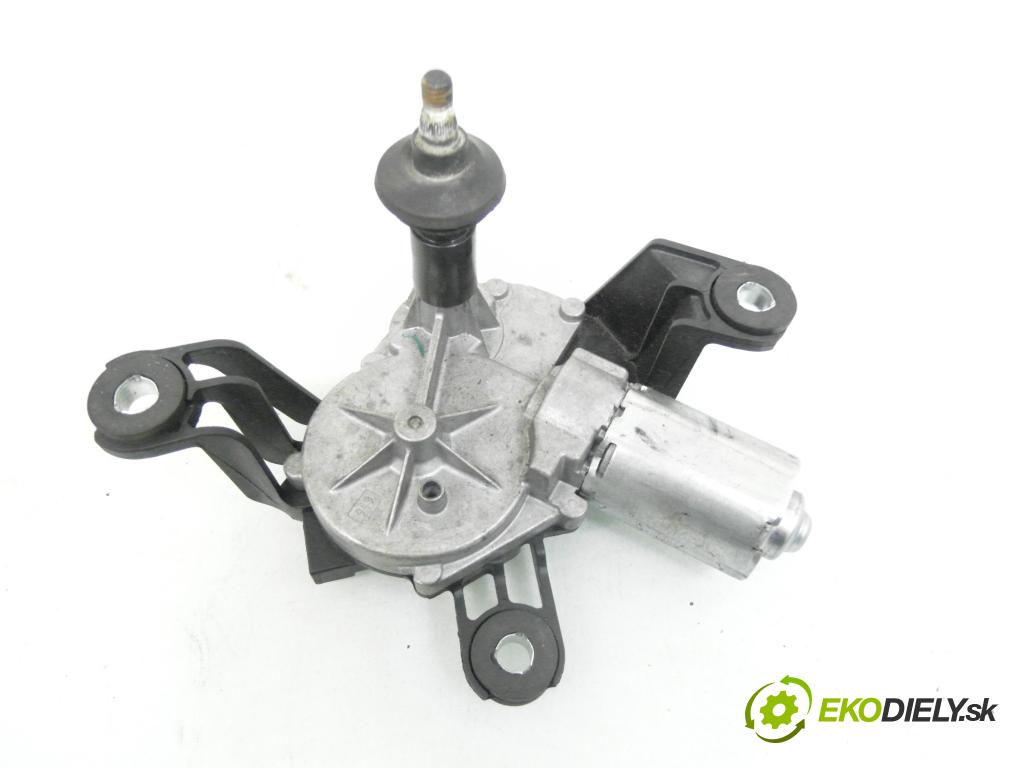 OPEL ASTRA H Kombi (A04) KOMBI 2005 77,00 1.6 - Z 16 XE1 1598,00 Motorček stierače zadné 0390201591 ; 13105981