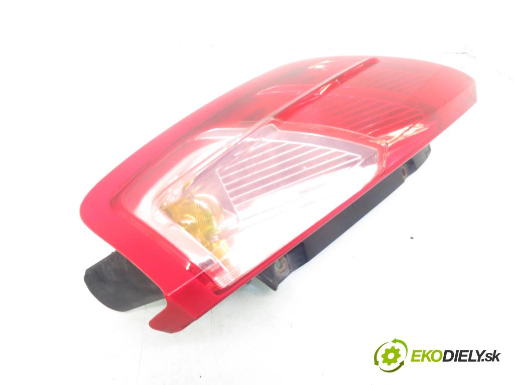 FIAT GRANDE PUNTO (199_) HB 2006 55,00 1.3 D Multijet 75 - 199 A2.000 1248,00 Svetlo pravé zadné 453691