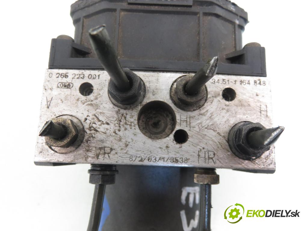 BMW 5 (E39) SEDAN 2000 125,00 520 i - M54 B22 (226S1) 2171,00 Pumpa ABS 0265900001 ; 0130108078 (Pumpa ABS)