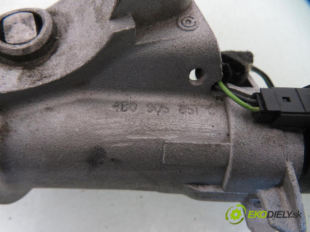 AUDI A3 (8L1) HB 2001 66,00 1.9 TDI 90 - ALH 1896,00 spinačka 4B0905851C (Spínacia skrinka)
