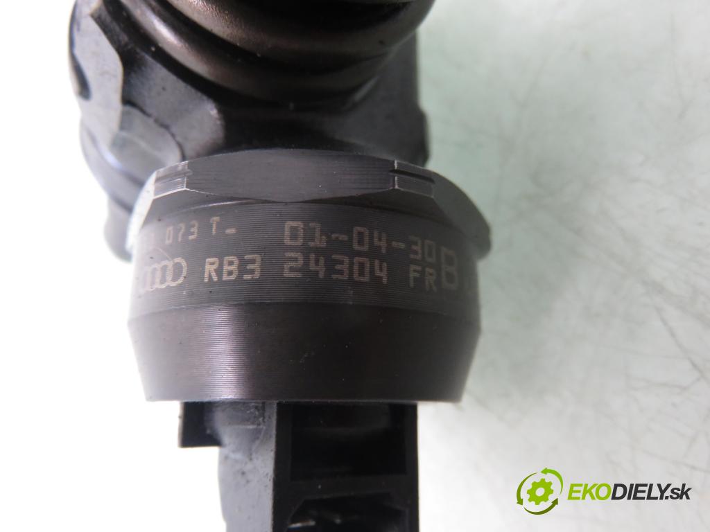 AUDI A4 Avant (8D5, B5) KOMBI 2000 85,00 1.9 TDI - AJM 1896,00 Vstrekovač 045130073T ; 0414720035 (Vstrekovač paliva)