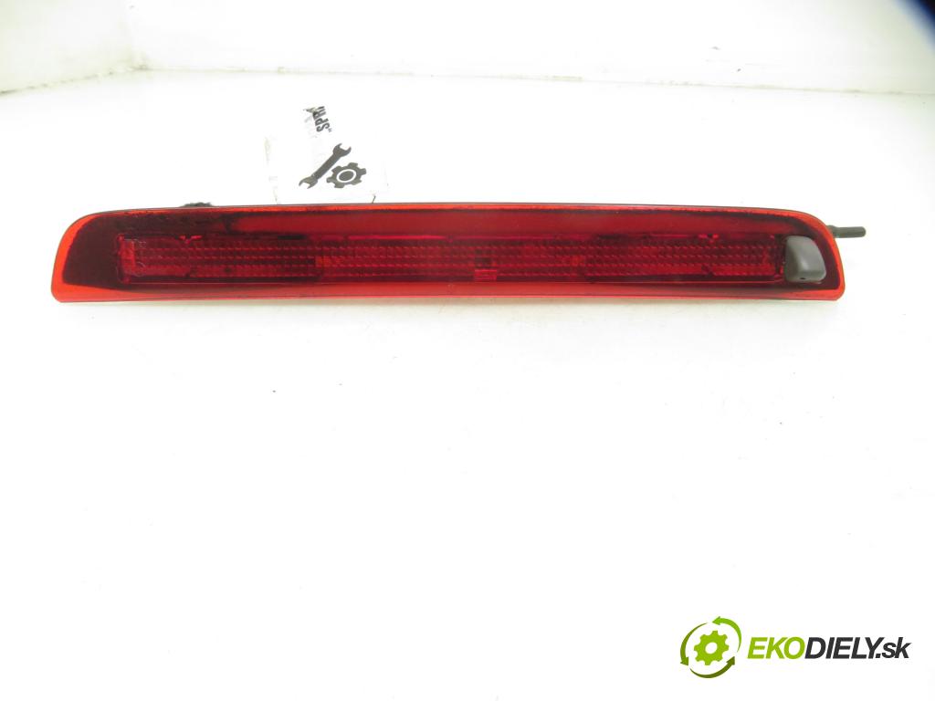 OPEL MERIVA A nadwozie wielkoprzestrzenne (MPV) (X03) MINIVAN 2003 64,00 1.6 - Z 16 SE 1598,00 svetlo bŕzd 13149529
