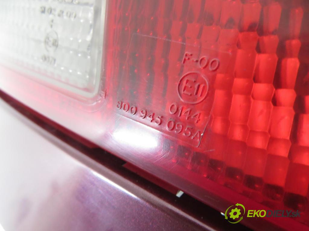 AUDI A4 (8D2, B5) SEDAN 1995 74,00 1.6 - ANA 1595,00 Svetlo ľavé zadné 8D0945095A