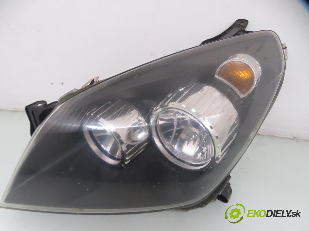 OPEL ASTRA H (A04) HB 2004 74,00 1.7 CDTI 100 - Z 17 DTH 1686,00 Svetlo LP 1LG27037003 ; 24451030
