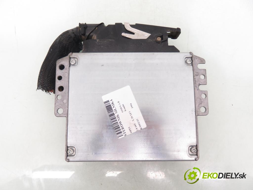 OPEL OMEGA B Kombi (V94) KOMBI 1994 100,00 2.0 16V - X 20 XEV 1998,00 řídící jednotka motora 90492433NT ; S95005