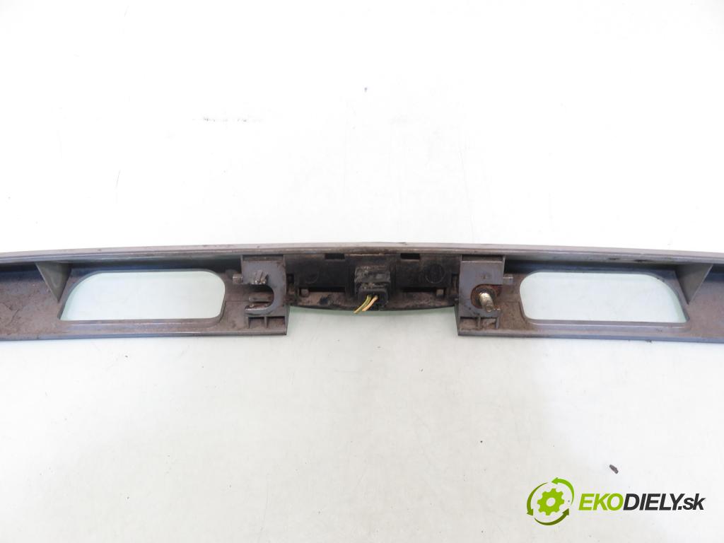 PEUGEOT 307 SW (3H) KOMBI 2003 80,00 1.6 BioFlex - NFU (TU5JP4) 1587,00 Zadné čelo dverí kufor 9638615777