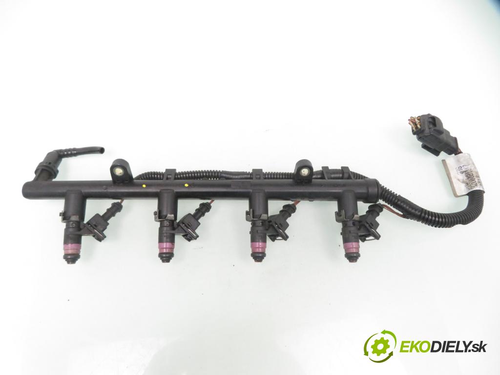 RENAULT SCENIC II (JM0/1_) MINIVAN 2004 99,00 2.0 135 - F4R 770 1998,00 lišta vstřikovací H132259 ; 8200135504 (Vstřikovací lišta)