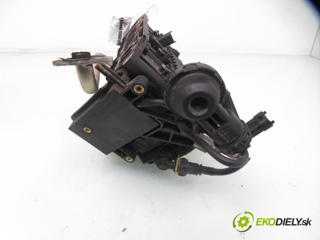OPEL TIGRA TwinTop (X04) CABRIO 2005 66,00 1.4 - Z 14 XEP 1364,00 potrubí 0280600053 ; 55354364 ; 1928498092