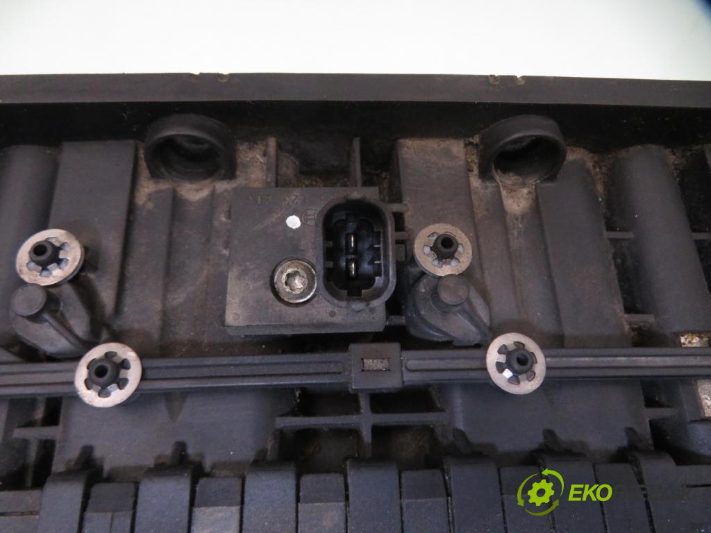 OPEL TIGRA TwinTop (X04) CABRIO 2005 66,00 1.4 - Z 14 XEP 1364,00 potrubí 0280600053 ; 55354364 ; 1928498092