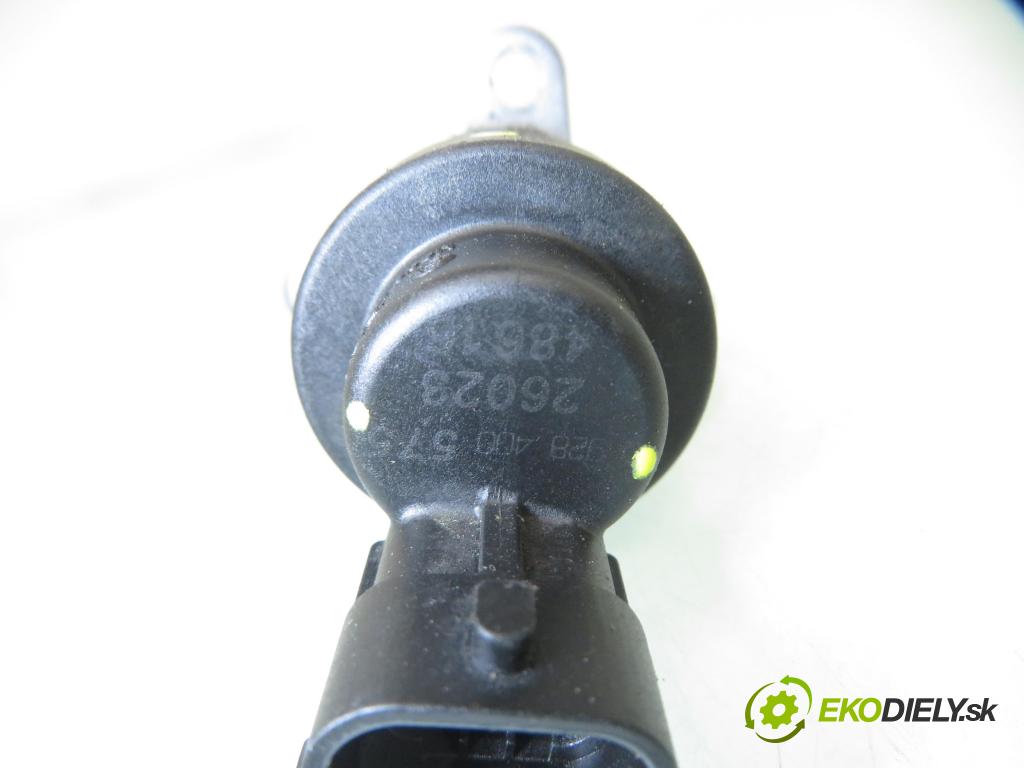 FORD C-MAX (DM2) MINIVAN 2004 80,00 1.6 TDCi - G8DD 1560,00 snímač TLAK: paliva 0928400575