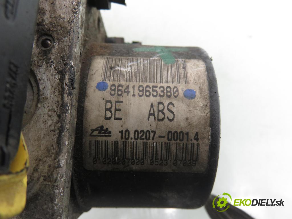 CITROEN C3 I (FC_) HB 2005 80,00 1.6 16V 109 - NFU 1587,00 pumpa ABS 10097011013 ; 5WK84022 ; 9641965380 (Pumpa ABS)