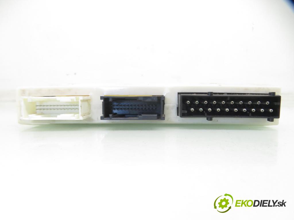 BMW 5 (E39) SEDAN 2000 125,00 520 i - M54 B22 (226S1) 2171,00 MODUL komfortu 6913520
