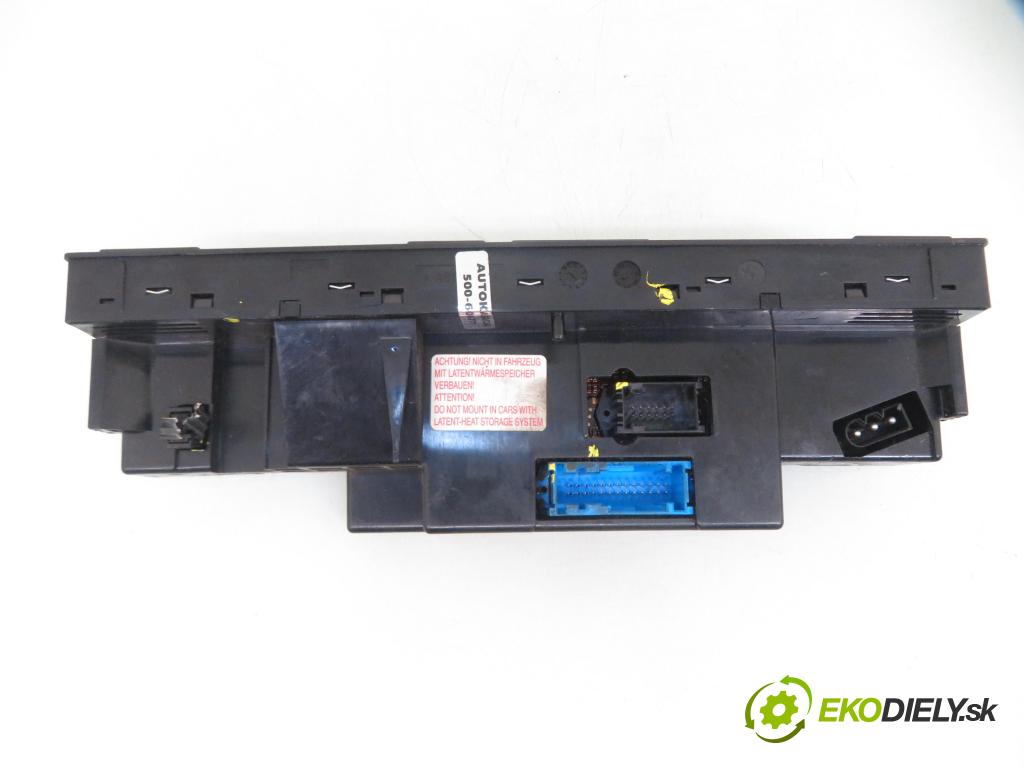 BMW 5 (E39) SEDAN 2000 125,00 520 i - M54 B22 (226S1) 2171,00 Panel topení KLIMATRONIK 6916641