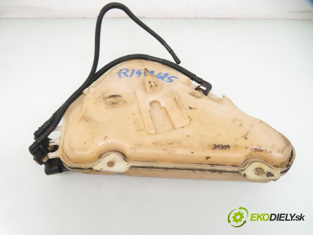 PEUGEOT 407 (6D_) SEDAN 2006 80,00 1.6 HDi 110 - 9HZ (DV6TED4) 1560,00 nádržka TEKUTINA: FAP 9639233780 ; 9639233780