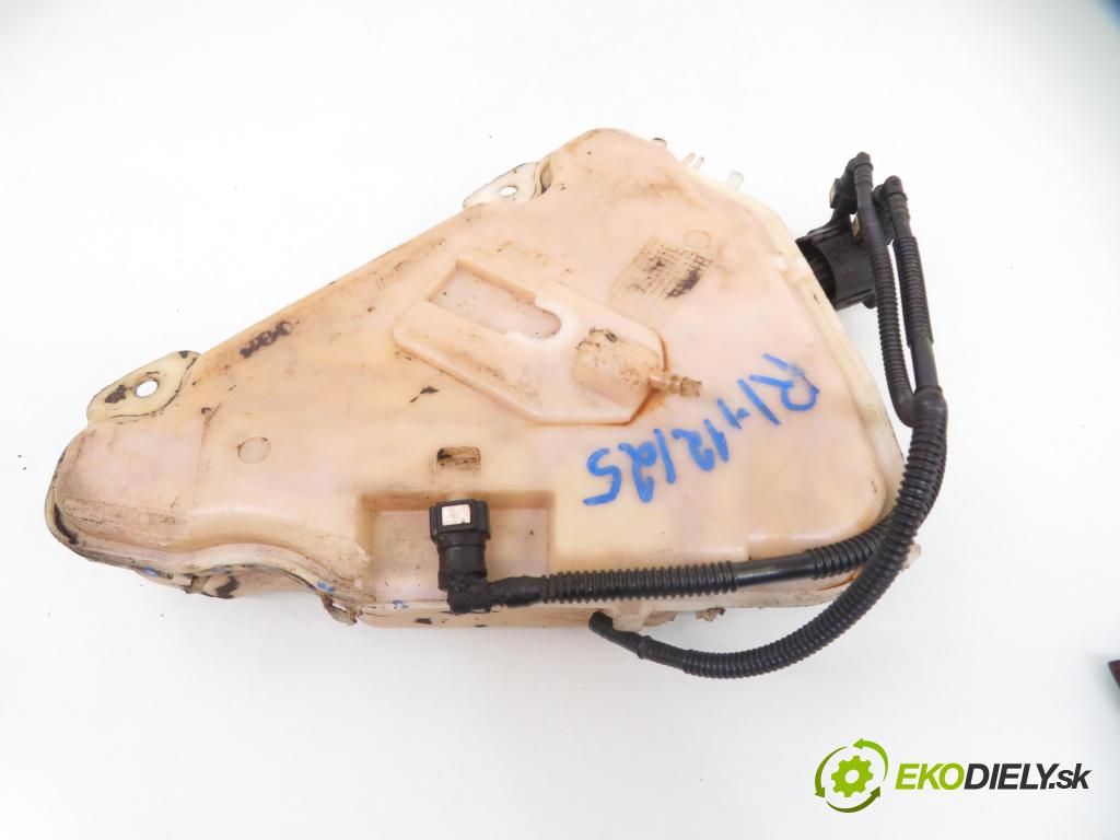 PEUGEOT 407 (6D_) SEDAN 2006 80,00 1.6 HDi 110 - 9HZ (DV6TED4) 1560,00 nádržka TEKUTINA: FAP 9639233780 ; 9639233780