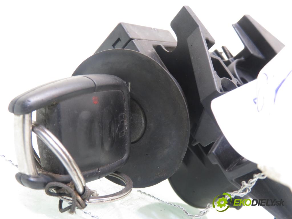 OPEL ASTRA G Kombi (T98) KOMBI 1998 66,00 1.4 16V - X 14 XE 1389,00 spínačka 90560475 ; 5WK4763 ; 90589313 (Spínací skříňka)