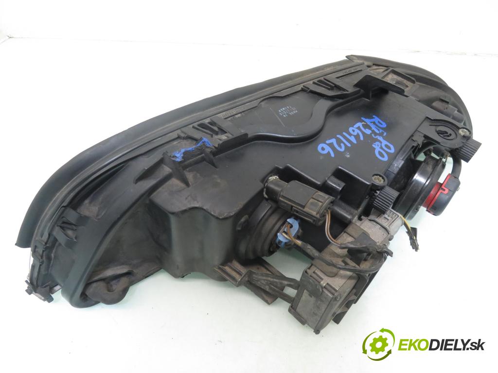 BMW 5 Touring (E39) KOMBI 1999 105,00 525 tds - M51 D25 (256T1) 2497,00 Svetlo PP 5DV00776029