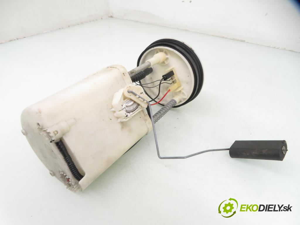 VW GOLF IV (1J1) HB 2003 55,00 1.4 16V - AHW 1390,00 pumpa paliva 700468840