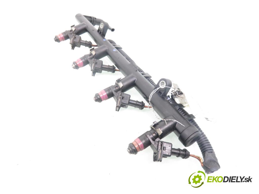 RENAULT SCENIC I (JA0/1_) MINIVAN 2001 79,00 1.6 - K4M 700 1598,00 lišta vstřikovací 8200135504 ; H132259 (Vstřikovací lišta)