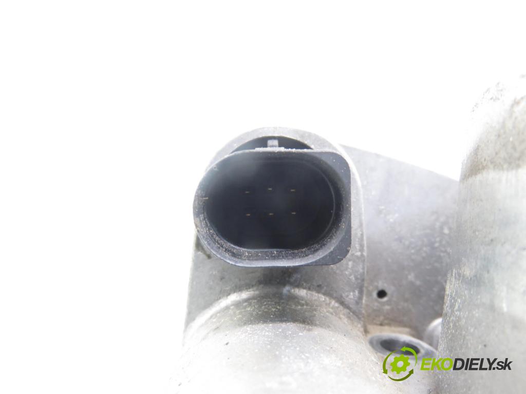 RENAULT SCENIC II (JM0/1_) MINIVAN 2003 83,00 1.6 (JM0C, JM0J, JM1B) - K4M 782 1598,00 škrtíci klapka 8200190230 ; 8200171134B (Škrticí klapka)