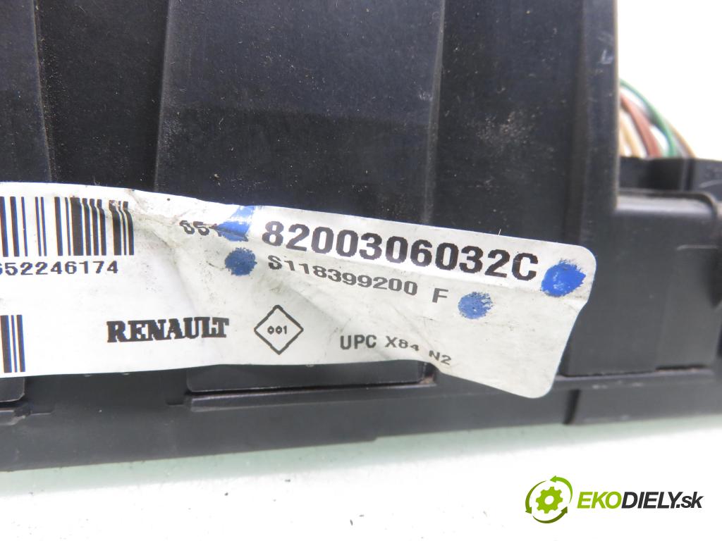 RENAULT SCENIC II (JM0/1_) MINIVAN 2005 78,00 1.5 dCi 106 - K9K 732 1461,00 MODUL BSM 8200306032C ; S118399200F